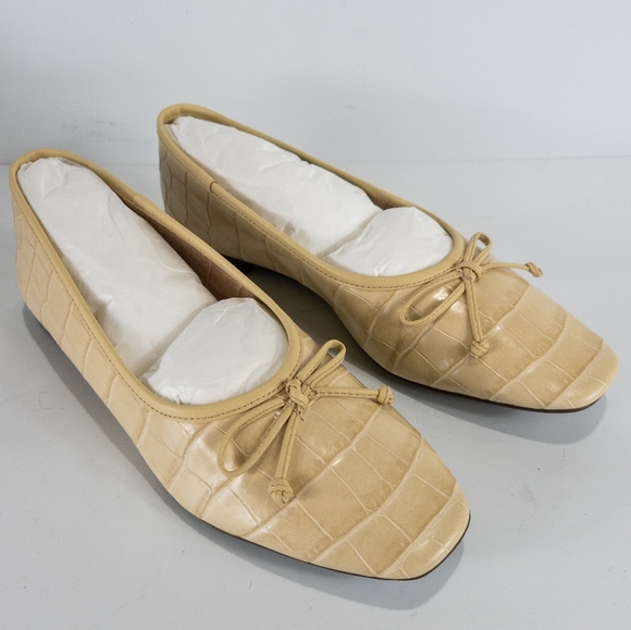 Schutz Arissa Ballet Flats Leather Slip on Almond Buff -8 - Picture 3 of 5